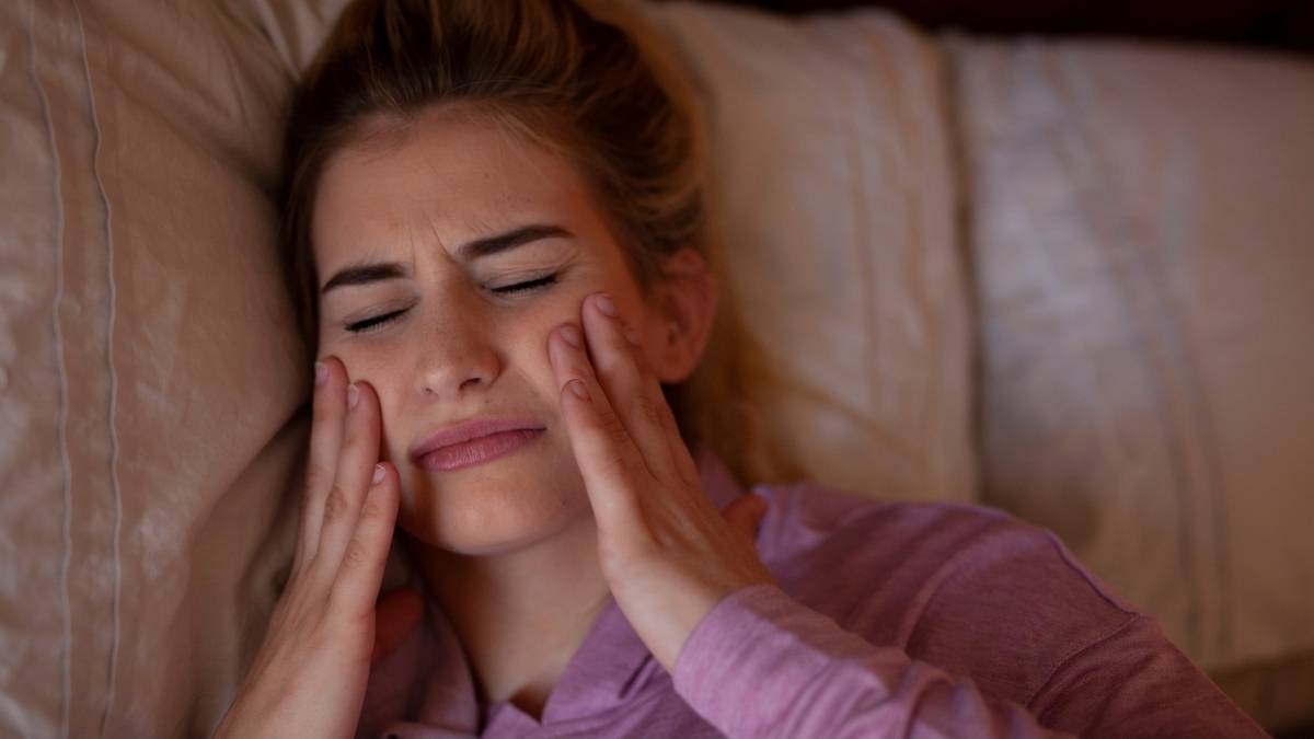 istanbul uykuda diş sıkma tedavisi